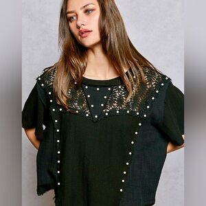 ♥️Hello Gorgeous! POL Lace Pearl Stud Round Neck Short Sleeve Shirt